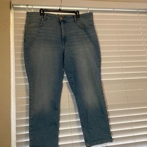 New! Lee Jeans